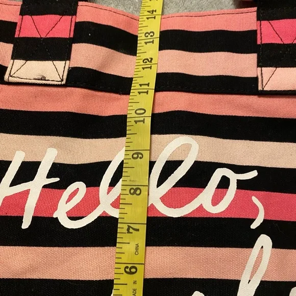 Victoria’s Secret bag hello gorgeous - Picture 5 of 8